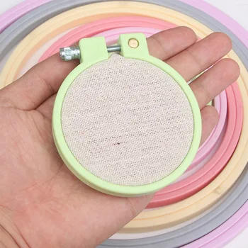 

1Pcs Hand Sewing Accessories Plastic Cross-stitch Kit Embroidered Stretch Tool Embroidery Frame Ring Embroidered Hoop Circles