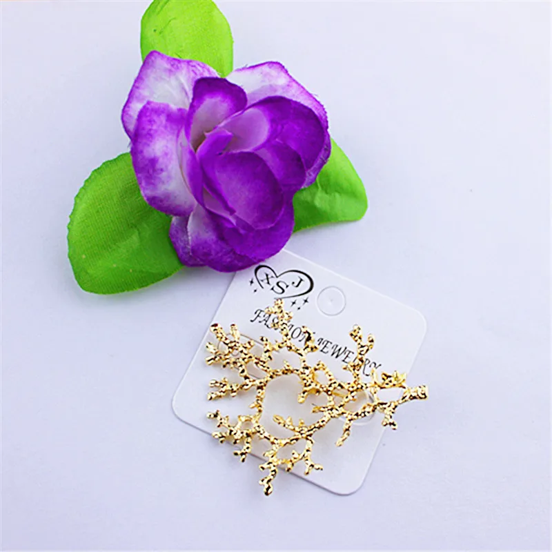 

New fashion accessories wholesale factory girl beautiful tree fork romantic birthday party dress brooch free shippingSETS