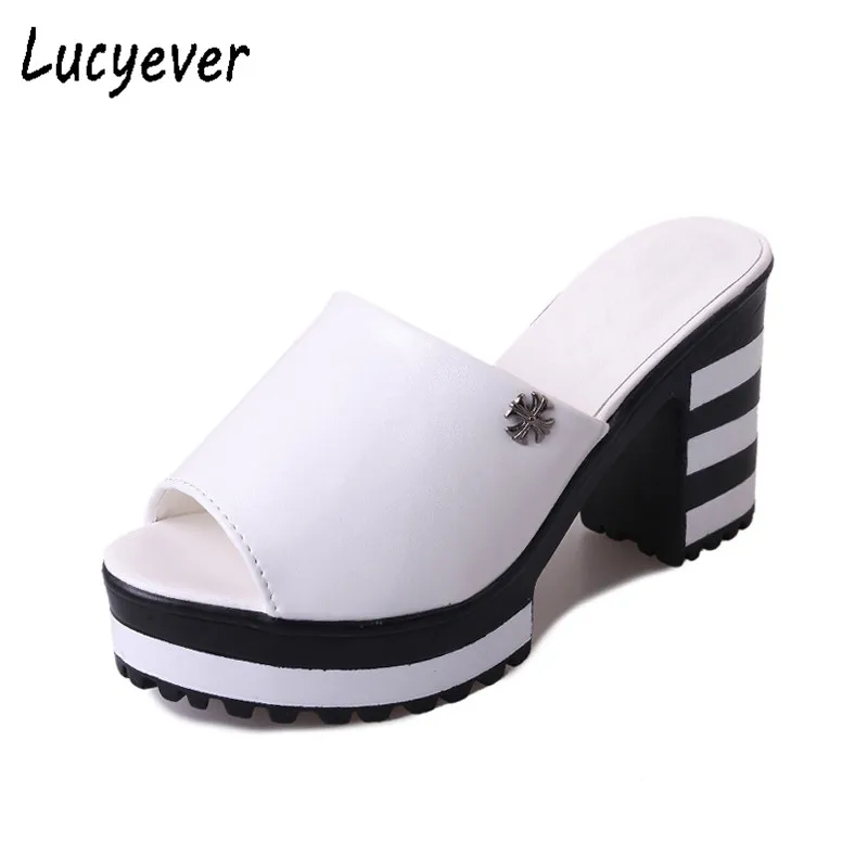 soft heel slippers