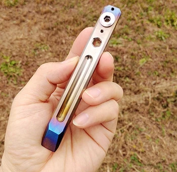 

Titanium TC4 124mm Long 74mm Thick EDC Prybar Cowbar Pry Bar with Clip 50g with Hex Wrench Spanner Milling Cutter Processing