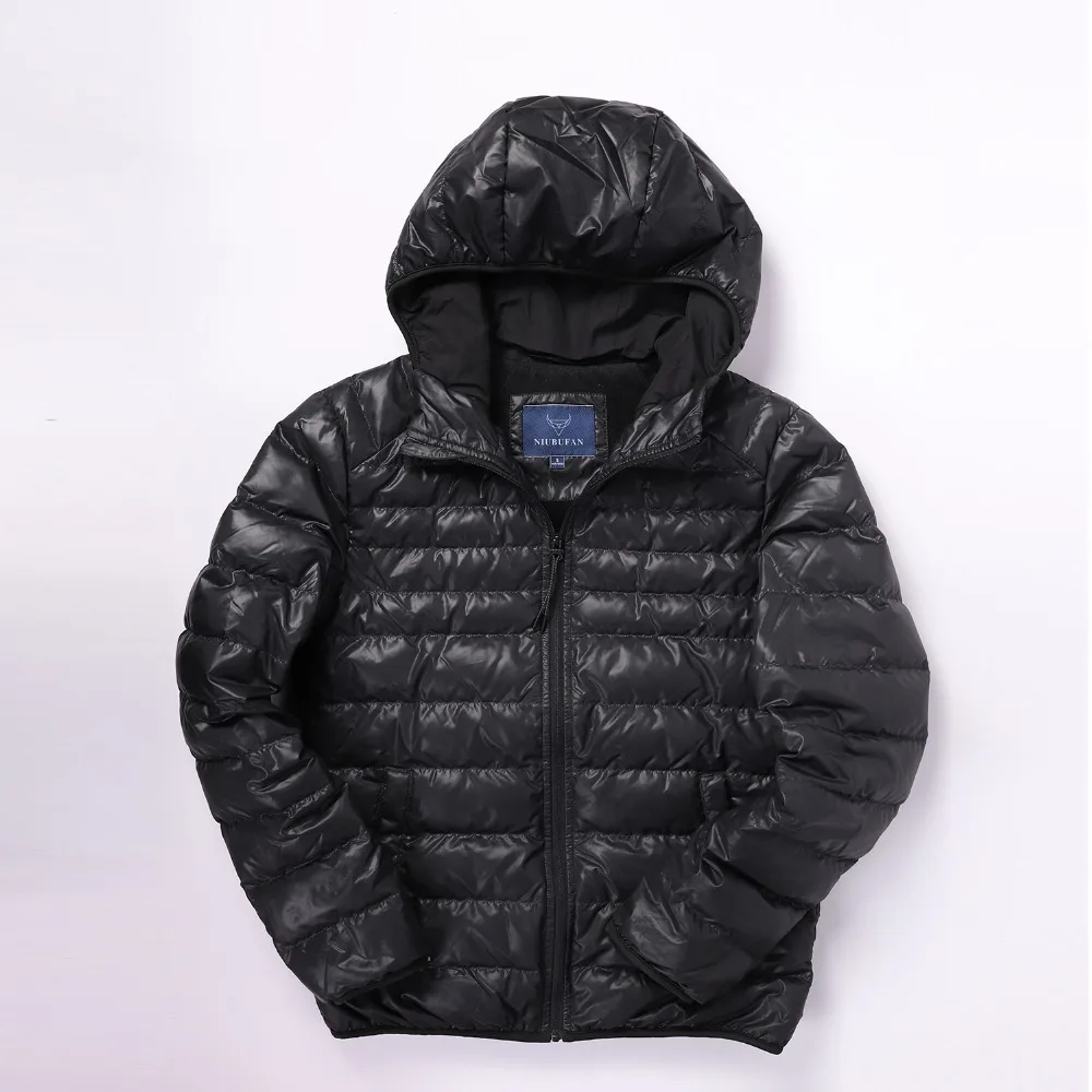 

2019 Winter Men's Hooded Packable Down Jacket Lightweight Water Resistant Black 90% Duck Down Coat Warm Windproof