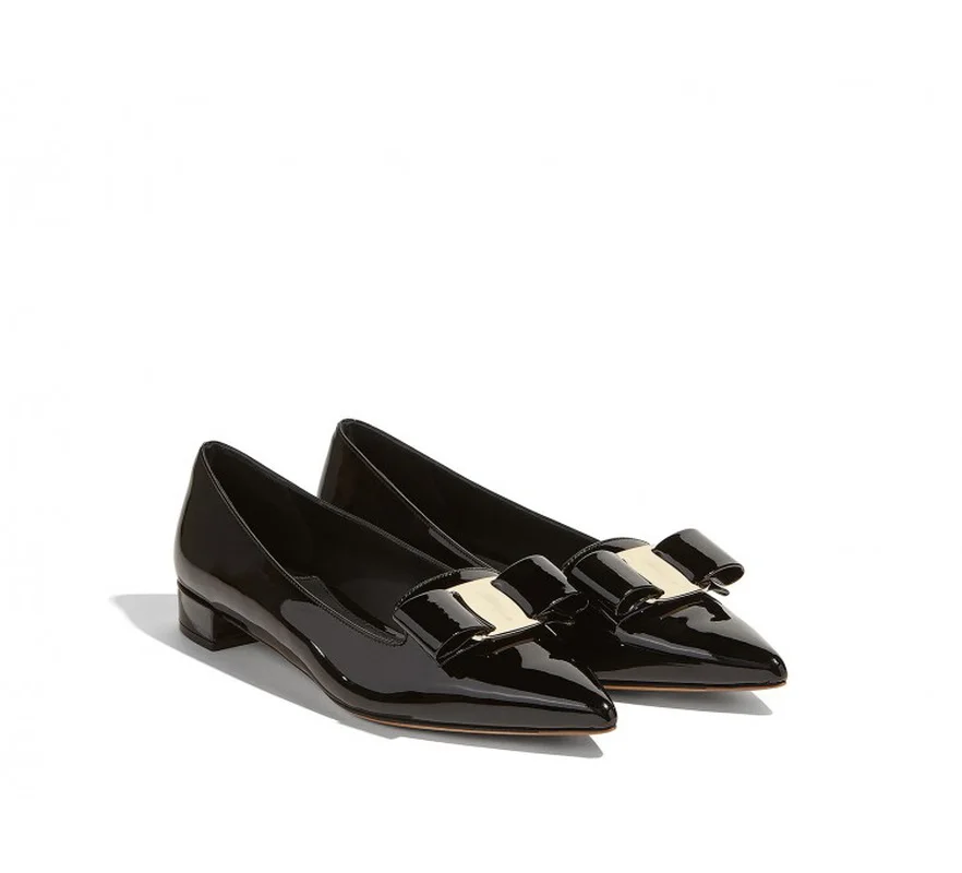 Genuine Leather Flat Shoes Women Luxury Brand Bow Tie Flat Shoes Single Women Metal Trim Flat Bottomed Casual Shoes Top Quality
