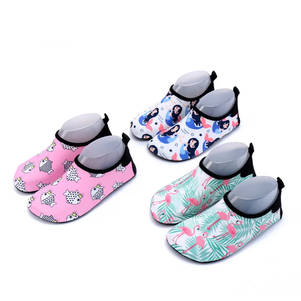 

Boys Beach Shoes Summer Girls Aqua Shoes Water Surfing Casual Breathable Swim Shoes For Kids Sports Gym Barefoot Skin Care Socks