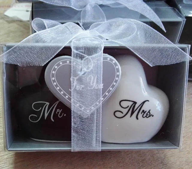 1 комплект Свадебные сувениры гость керамическая баночка специй Набор для специй в форме сердца г-н и г-жа Соль и перец шейкер