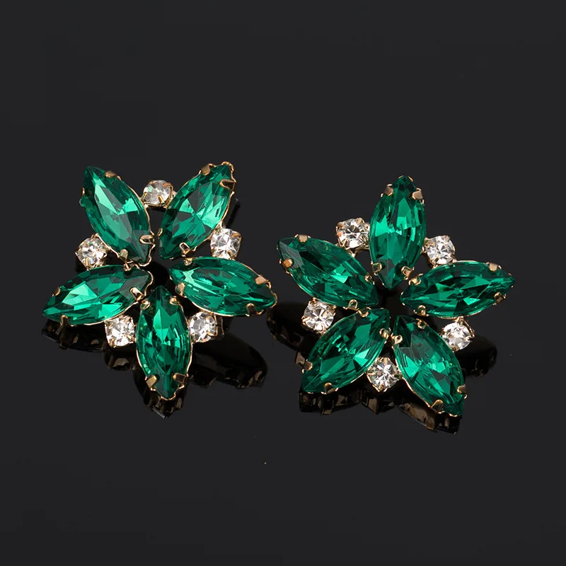 

1 Pair Fashion Women AAA Cubic Zircon earrings Copper CZ stones Stud earrings Flower Rhinestones Ear Stud Plant Earring E689