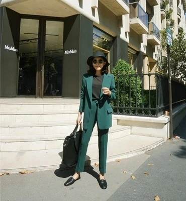 

2018 small suit suit ladies spring and autumn new Korean version of loose casual suit jacket nine pants two sets of tide Ms. Set