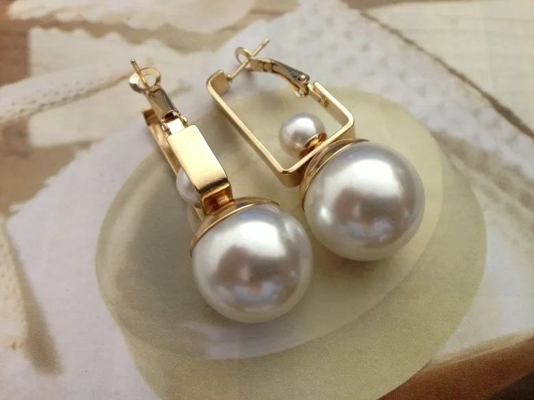 Gold Geometric Double Pearls Dangle Earrings