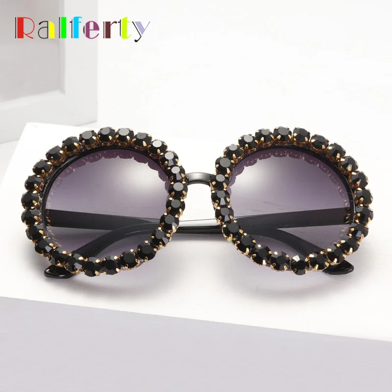 

Ralferty Round Crystal Sunglasses Women Brand Design 2019 Luxury Diamond Rhinestone Sun Glasses For Women UV400 Black Bling G05