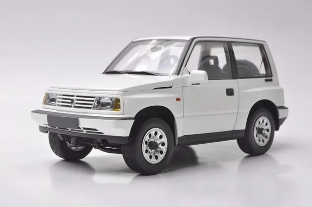 1 18 Diecast Model For Suzuki Vitara Escudo 1989 White Alloy Toy Car