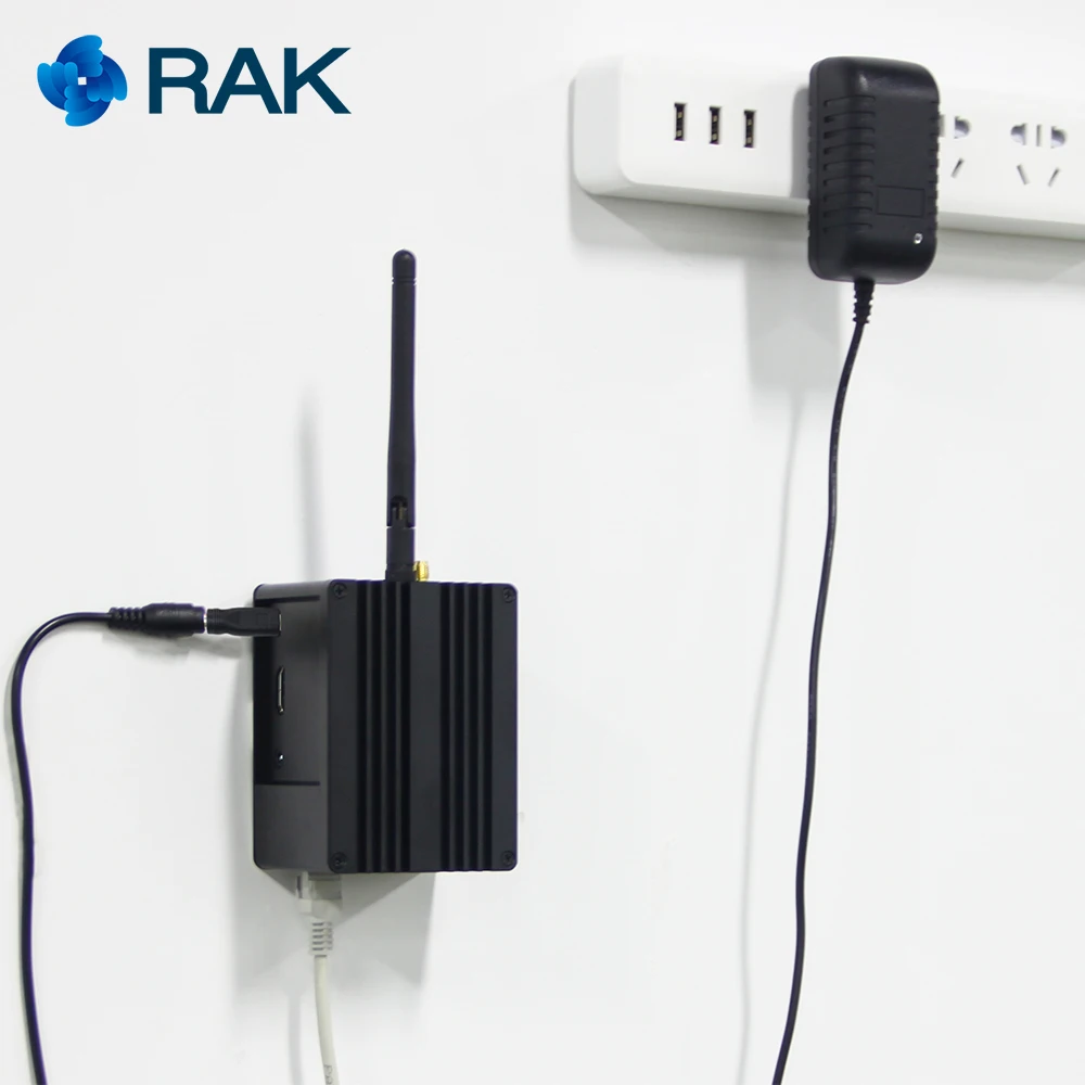 RAK831 Pilot Gateway SX1301+Raspberry Pi3+GPS with complete enclosure for professional demonstration set up