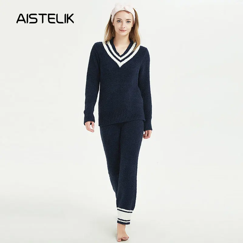 

New women's pajamas autumn and winter models V-neck warm and comfortable long-sleeved pajamas commonly used home service