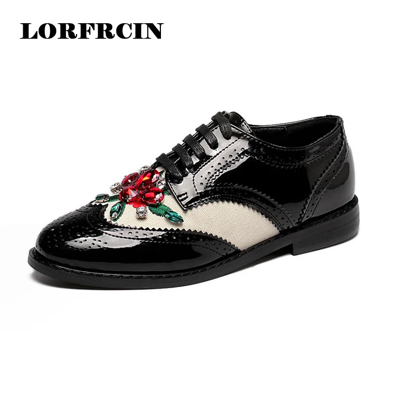 Crystal Brogue Shoes Woman 2017 Spring Flower Oxfords Patent Leather
