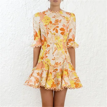 

New spring and summer 2019 holiday wind dress show thin yellow printed lace F1244 waist
