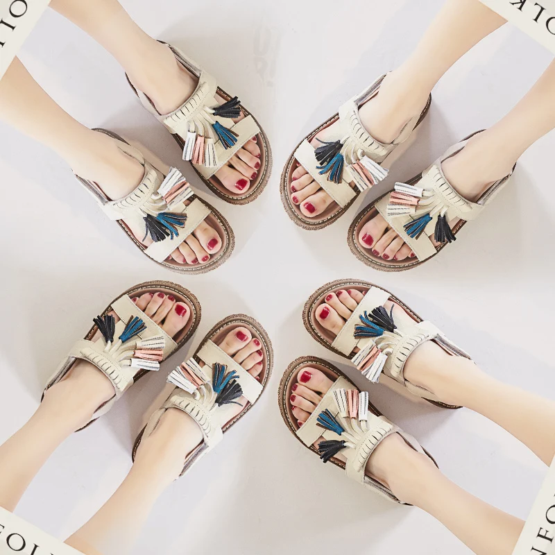 

2018 new sandals female summer flat students Hong Kong taste retro chic Korean version of the wild loose shoes women's shoes