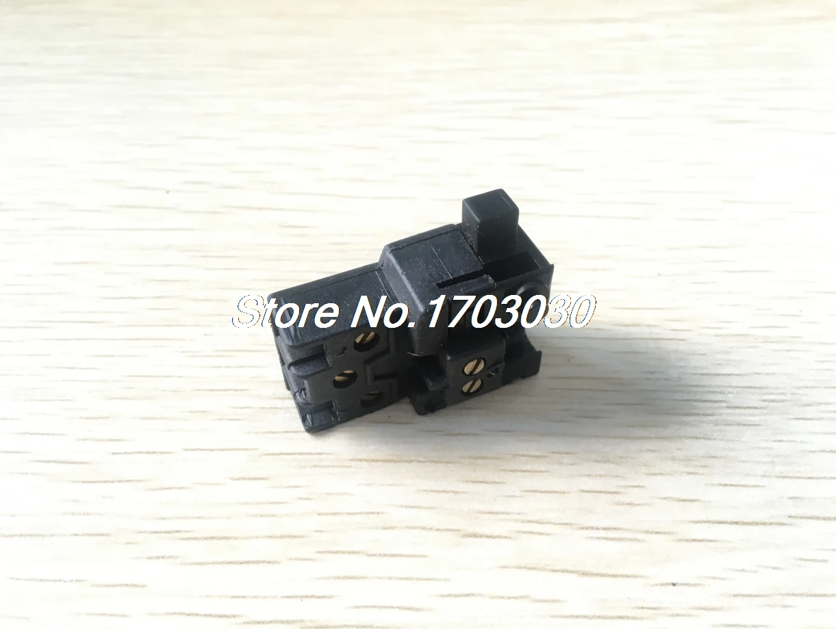 

Power Tool Part SPDT 1NO 1NC AC Trigger Switch 10A/250V 16A/125V