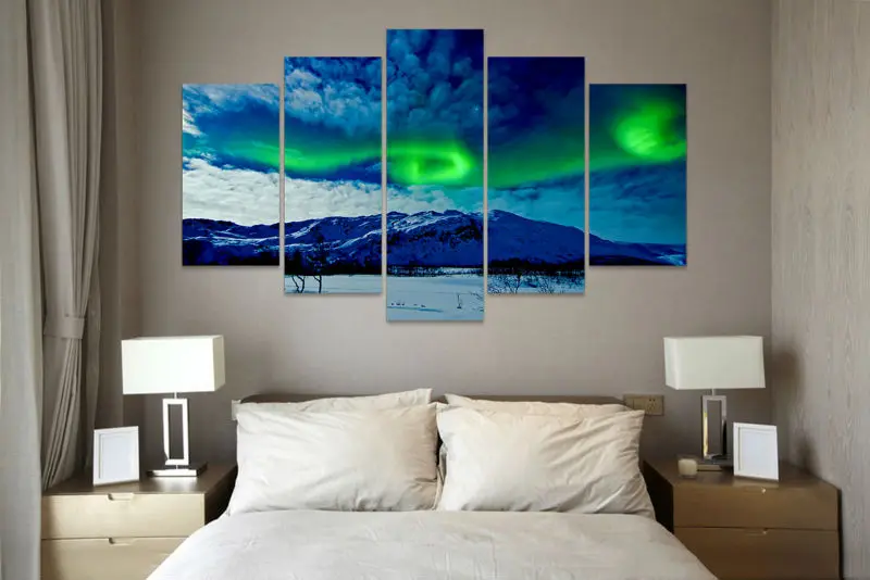 blue green aurora borealis-2