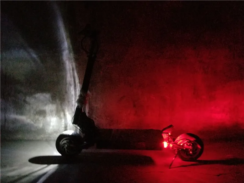 Top KWHEEL R7 60V Lithium Battery Electric Scooter Dual Motors 2800W E-scooter 9