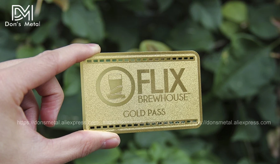 Gold hollow stainless steel business card and black membership card stainless steel metal business card 