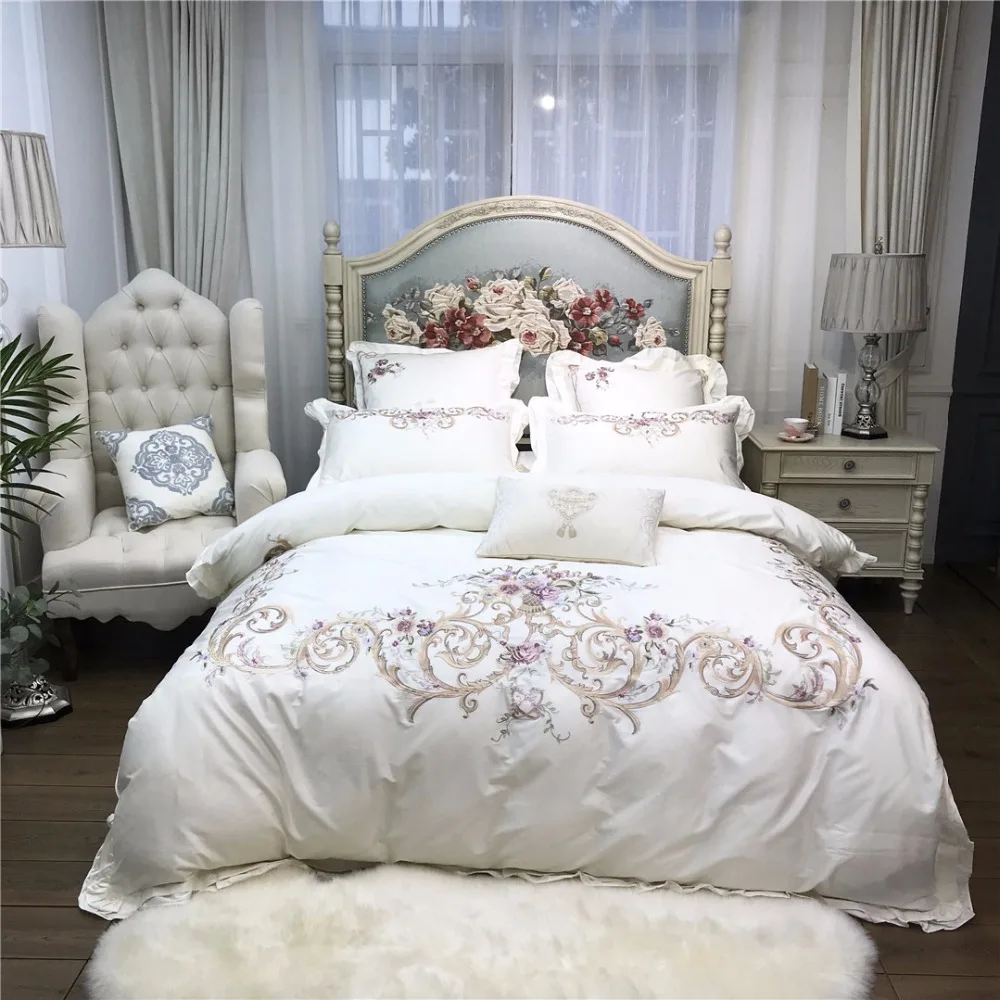 

luxury White Embroidered Egyptian cotton Royal Bedding sets White Queen King Duvet cover Bed sheet set Pillowcases 4/6pcs