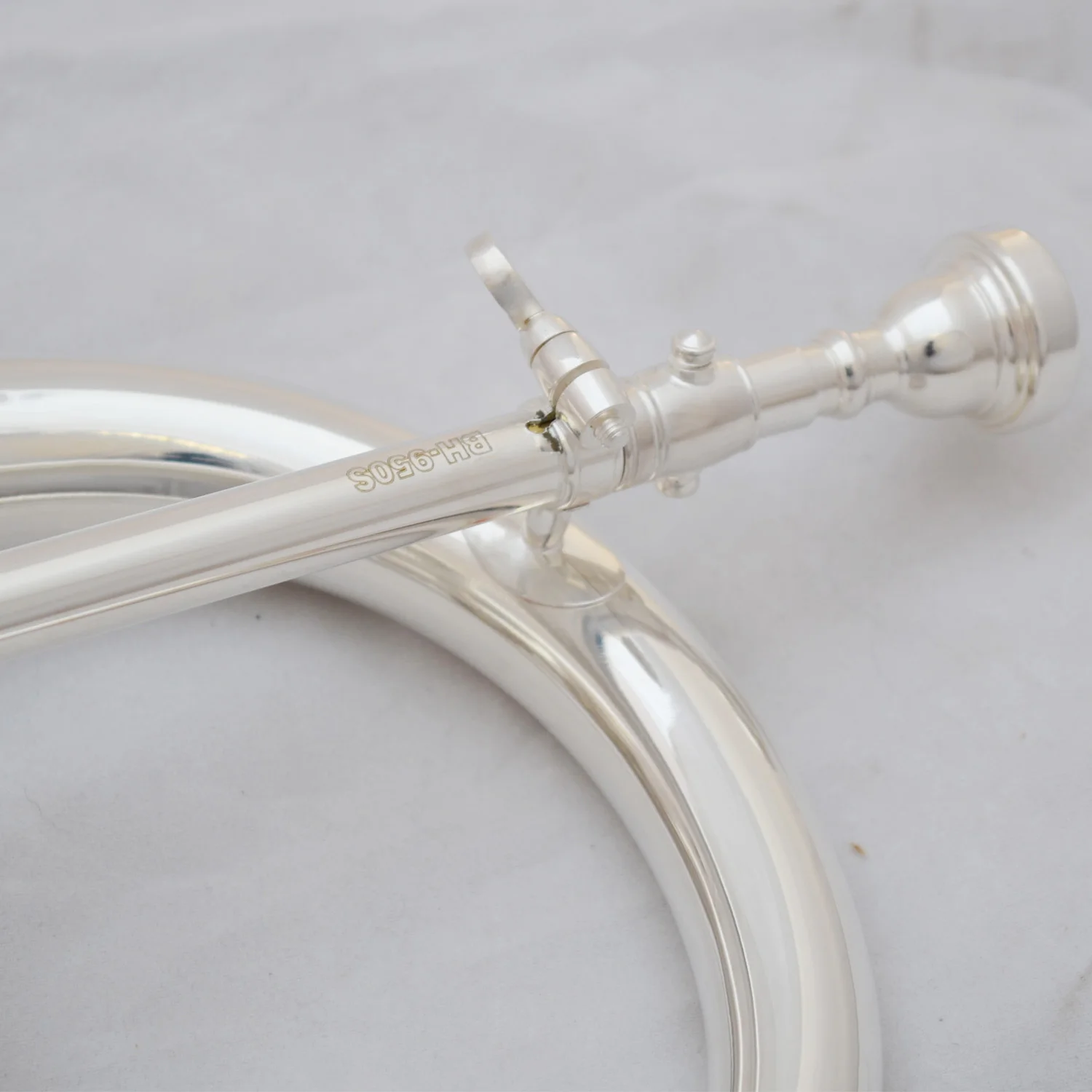 Brand New Professional Flugelhorn 631GS Silver Plated With Case Profession Flugelhorns Bb Yellow Brass Bell
