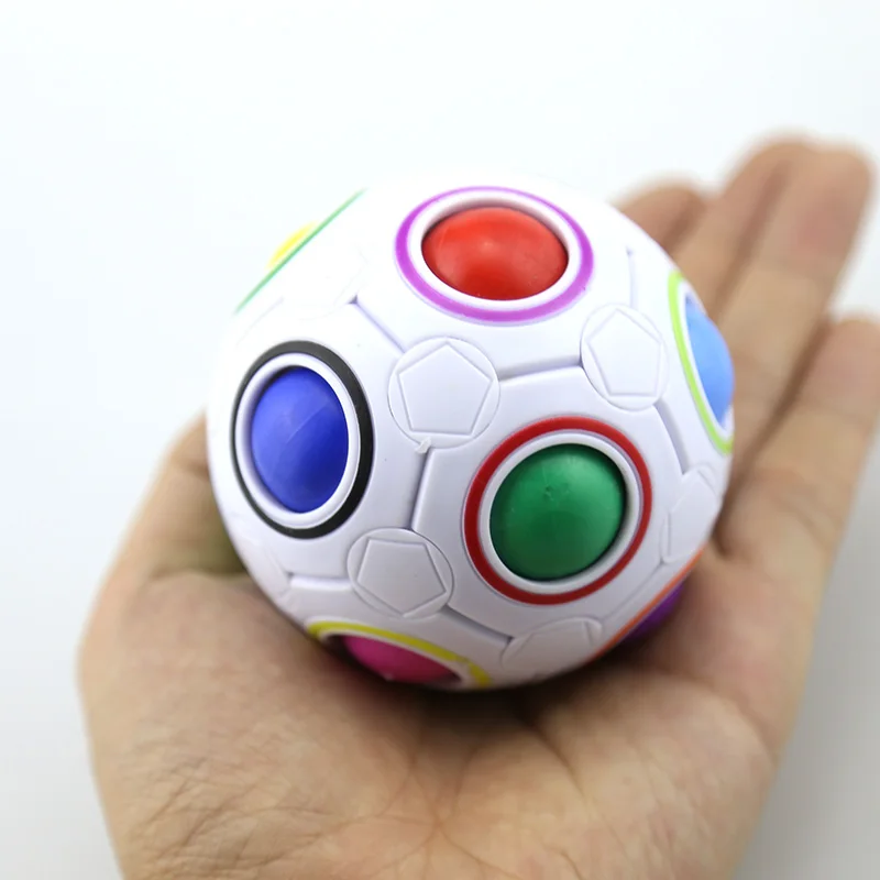 2017 Горячая сферические Магический кубик игрушки новинка игрушки Футбол головоломки Радуга обучения и образовательные yoys для детей и