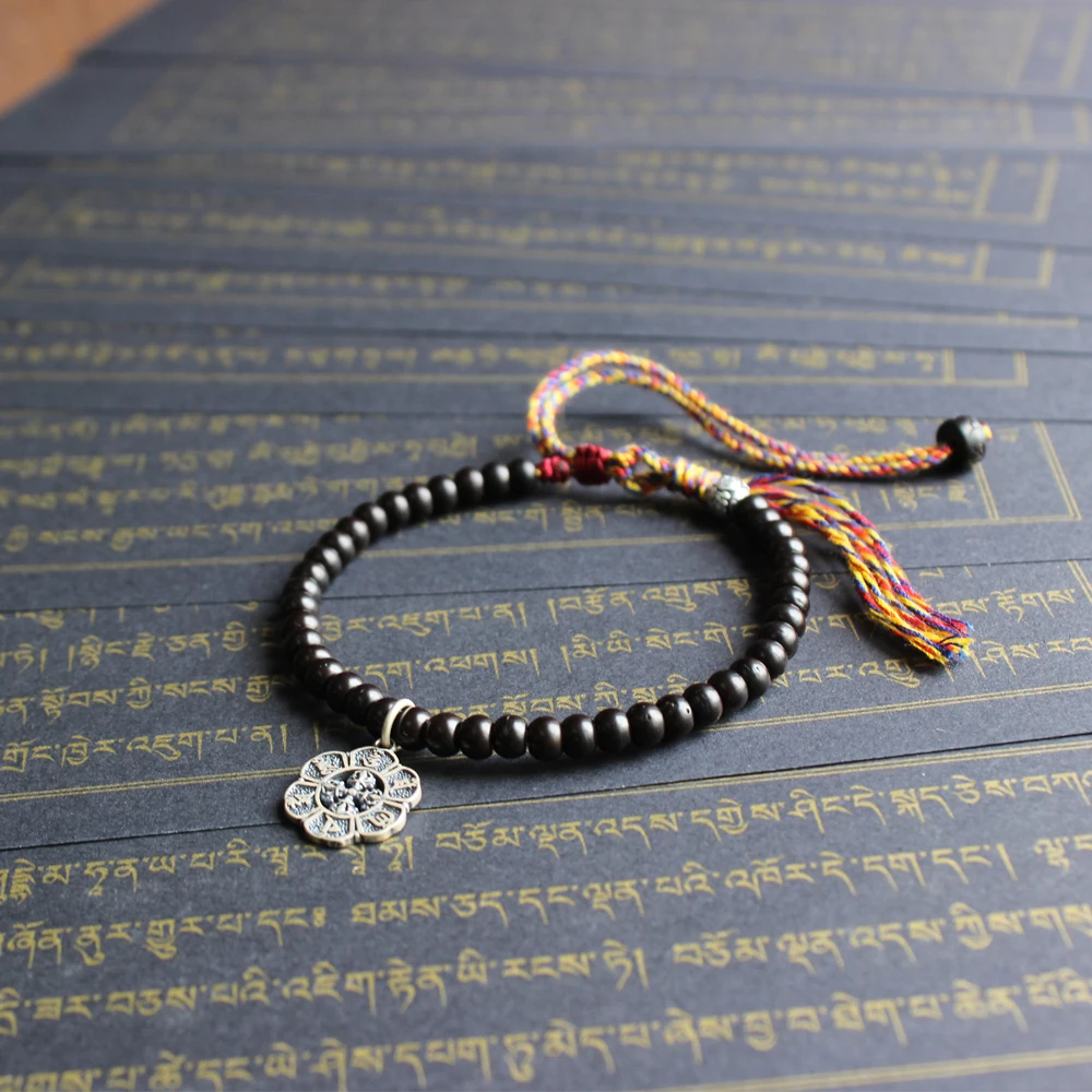 Billige 2019 natürliche Coconut Shell Perlen Einfache Armband Mit Sechs Wahre Mantra Wörter Charme Tibetischen Lama Handgemachte Glück Knoten Armreif
