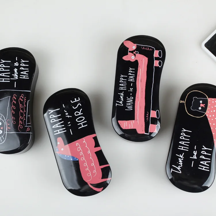 Nouveauté Dessin Animé Mignon Noir Et Rouge Animaux Cheval