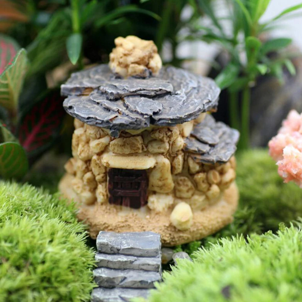 Декоративный домик из камней для сада своими руками