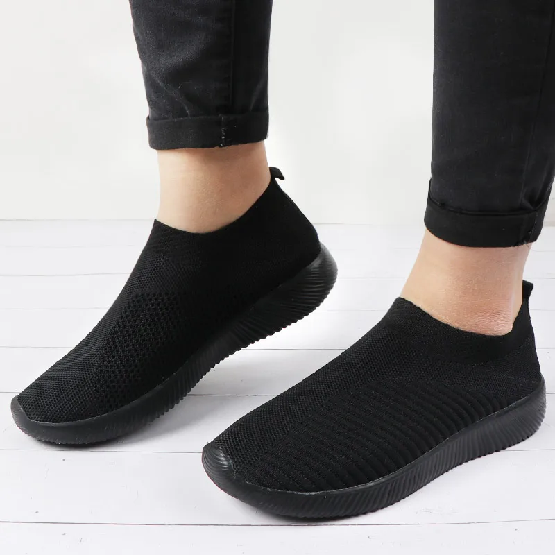 

Women Vulcanized Shoes Sneakers Female Knitted Casual Shoe basket femme Slip On Mesh Trainers Walking Footwear zapatos de mujer