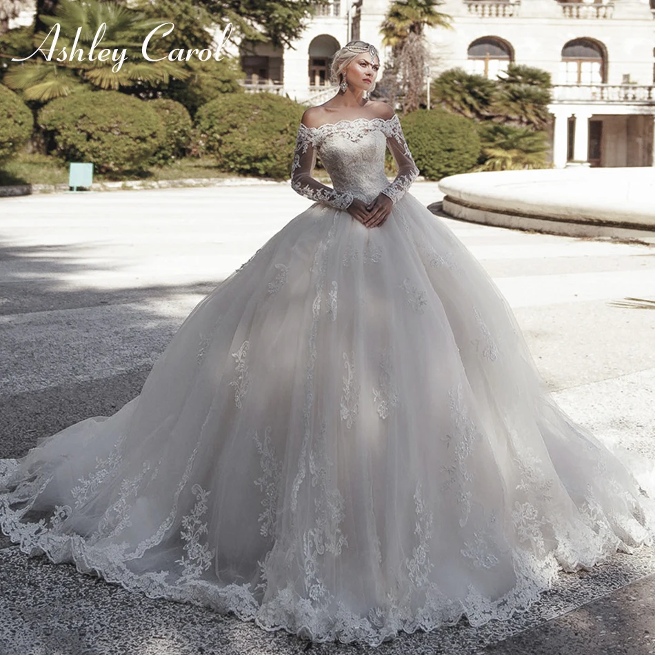 

Ashley Carol Sexy Boat Neck Long Sleeve Princess Ball Gown Wedding Dress 2019 New Luxury Vintage Wedding Gowns Vestido De Noiva