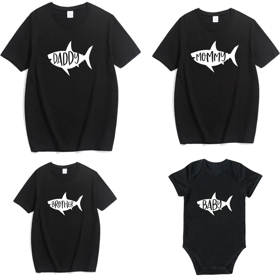 

Shark Family T Shirt Daddy Mommy and Me Baby Matching Outfits For Father Mother Son Daughter Mom Mama Clothes Big Sister Look