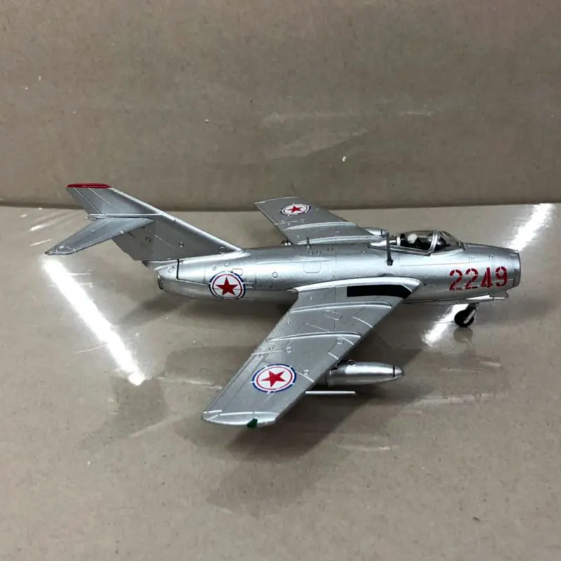 WLTK 1/72 масштаб Mikoyan MiG-15(Fagot) истребитель литой металлический военный самолет модель игрушки для сбора, подарка, украшения