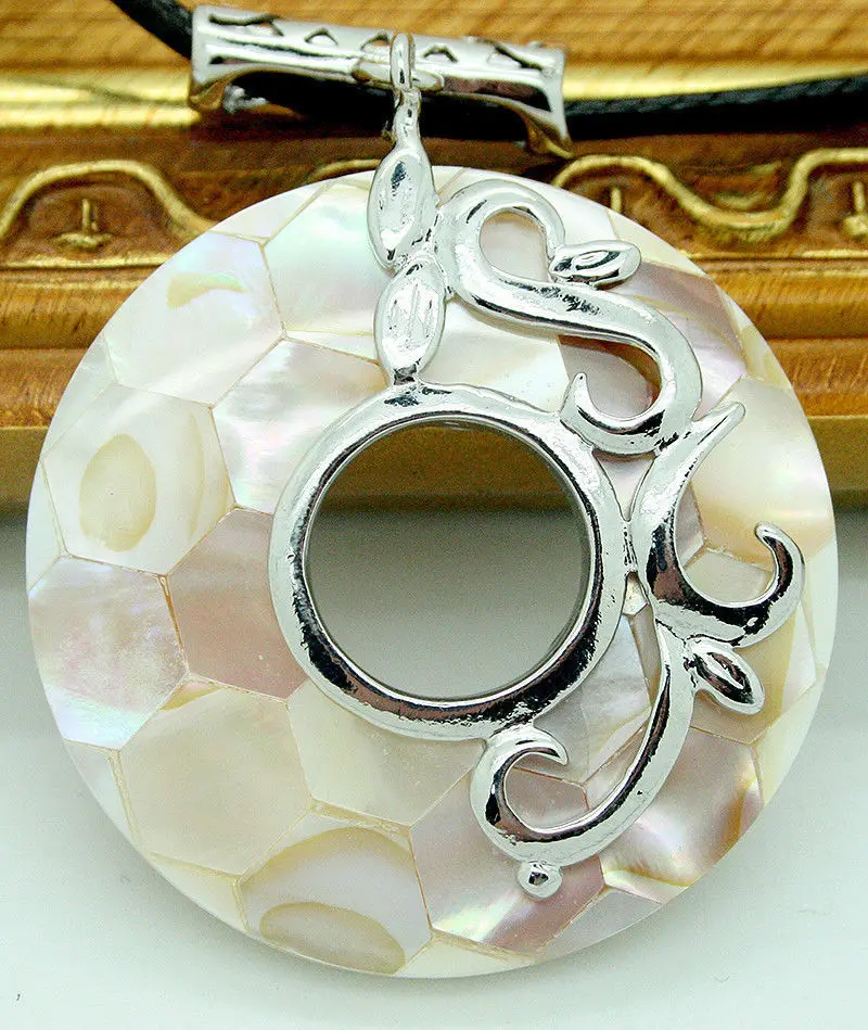 

FREE SHIPPING>@@> N1719 Rare Faceted Openwork New Zealand Multicolor Abalone Shell Pendant Necklace 40mm