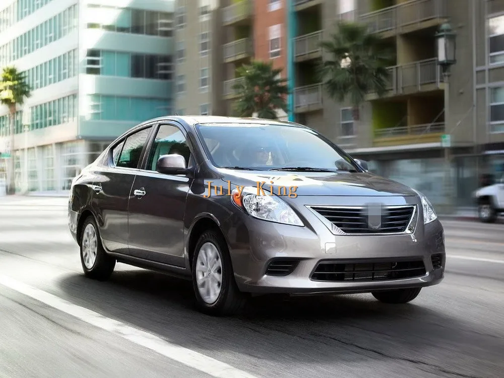 Nissan-Versa_Sedan-2012