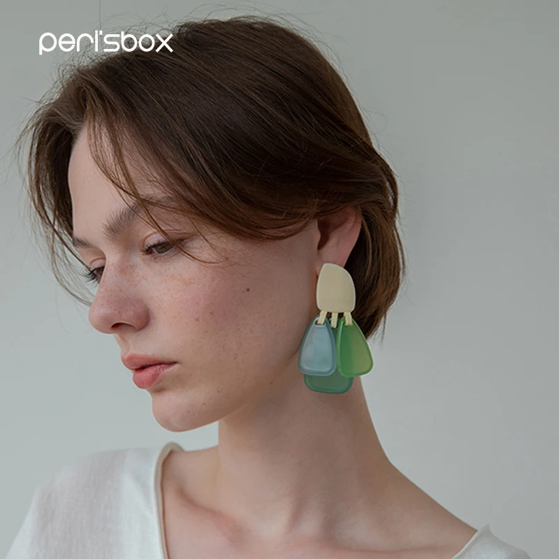 

Peri'sbox 5 Colors Statement Colorful Acrylic Chandelier Earrings for Women Fuchia Mint Neon Drop Earrings Geometircal 2019 New
