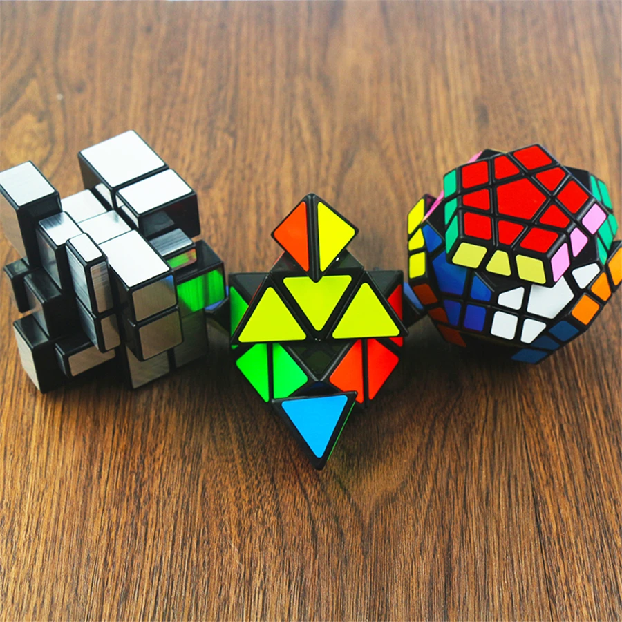 Stressabbau Zauberw rfel Pyramide Hand Spinner Zappeln Spielzeug Mini 