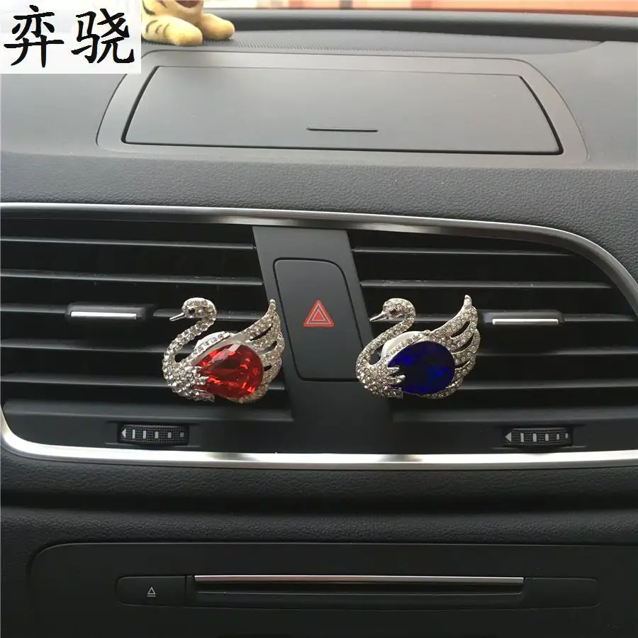 

Metal Swan car perfume clip Diamond ornament color rich car styling Air Freshener Swan shape car Ornaments Perfumes 100 Original