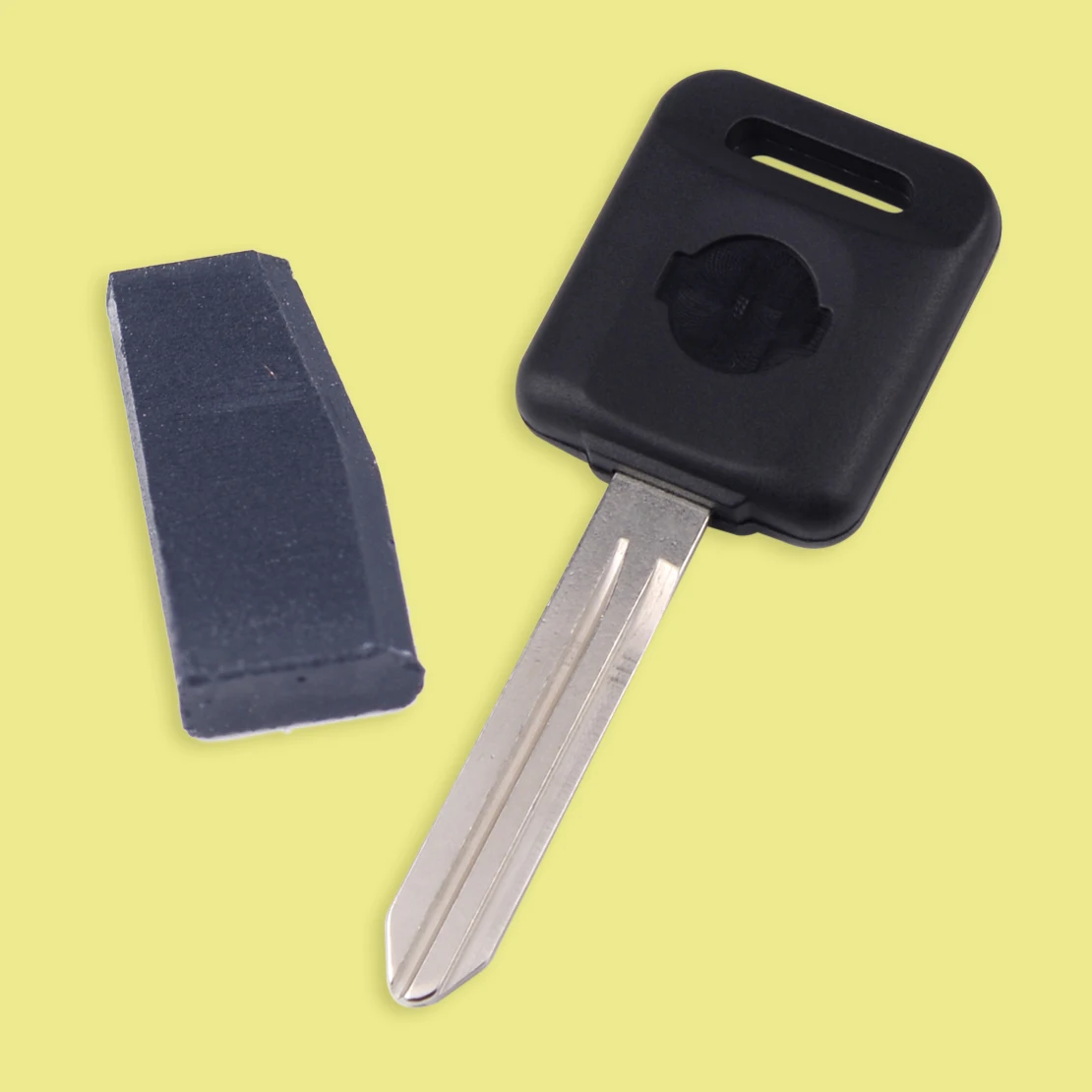 

CITALL Uncut Blade Blank Ignition Car Key with Transponder Chip ID46 for Nissan Altima Frontier Murano Quest 350Z Xterra Rogue