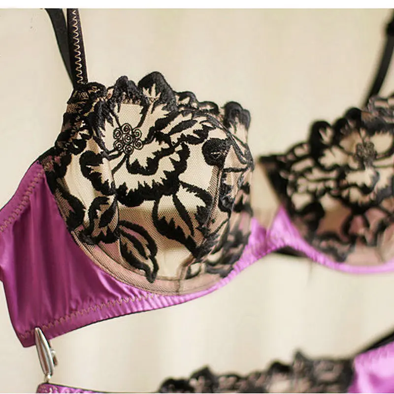  Sexy Lingerie Sets Women Everyday Bra Set Lace Embroidery Underwear Adjustable Unlined Push Up Wome