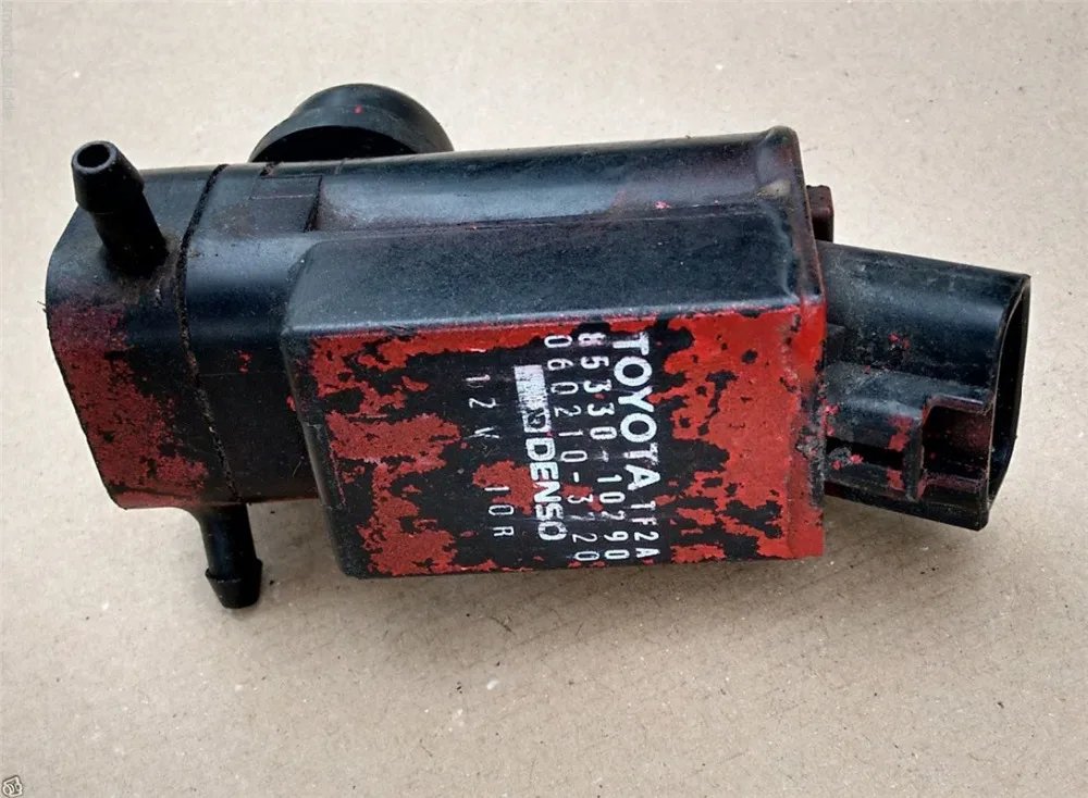 New part Windshield washer motor Windscreen washer pump 85330 10290 For