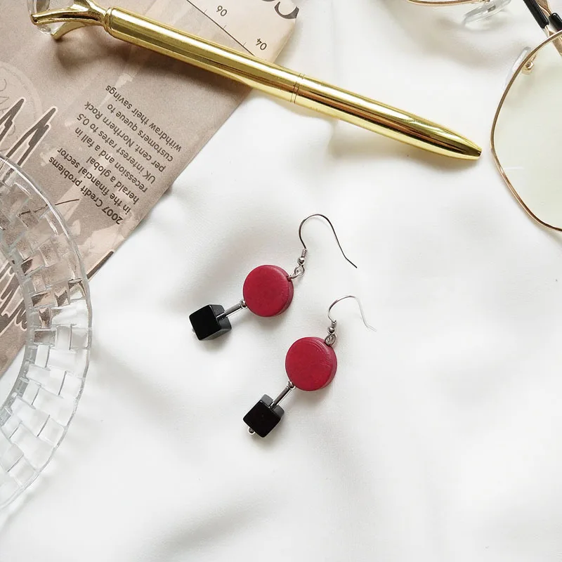 

2017 Korean Fashion Asymmetry Flower Petal Long Earrings Temperament Beads Boucle d'oreille Femme Pendante