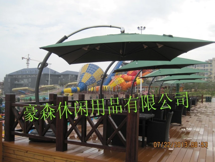 Barato dorsal curvada paraguas roma colgando lateral exterior del ocio Kong|leisure bankkong ball -