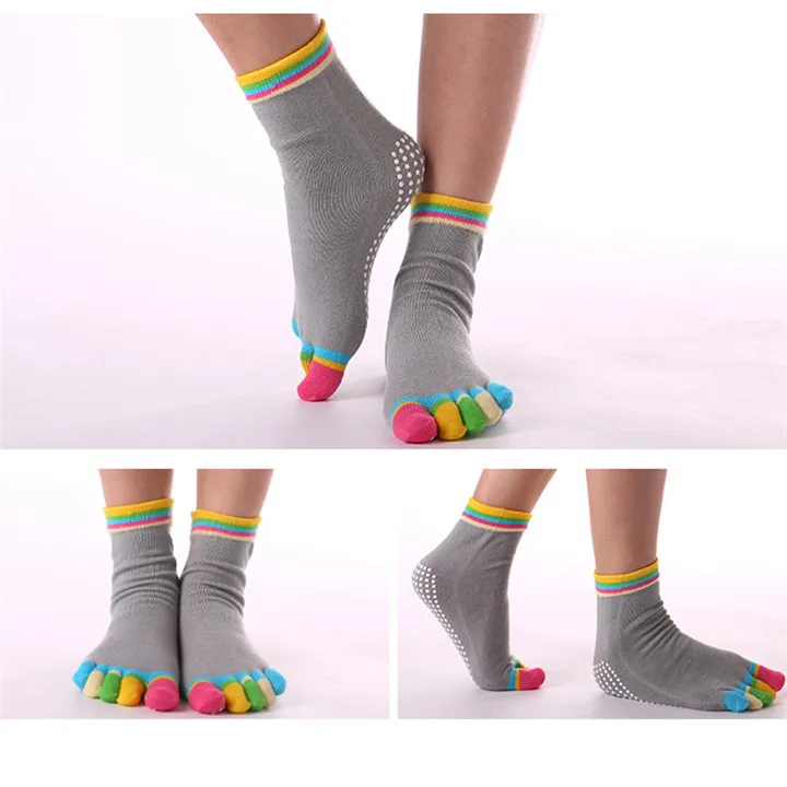 2 PF Cotton Socks Five Fingers Multicolor Socks Skid Resistance Dots Pattern Printing Chaussette Femme Women's Toe Socks WZ035