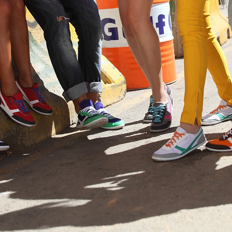 newfeel many mesh walking shoes