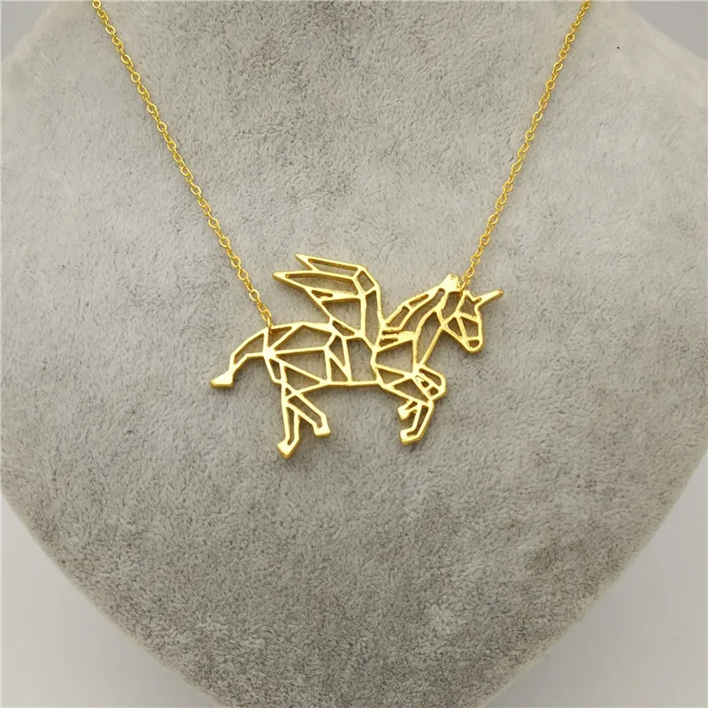 dropship-hot-sale-fashion-Flying-Unicorn-necklace-Women-cute-Animal-Geometric-Unicorn-necklace-Jewelry-gold-silver