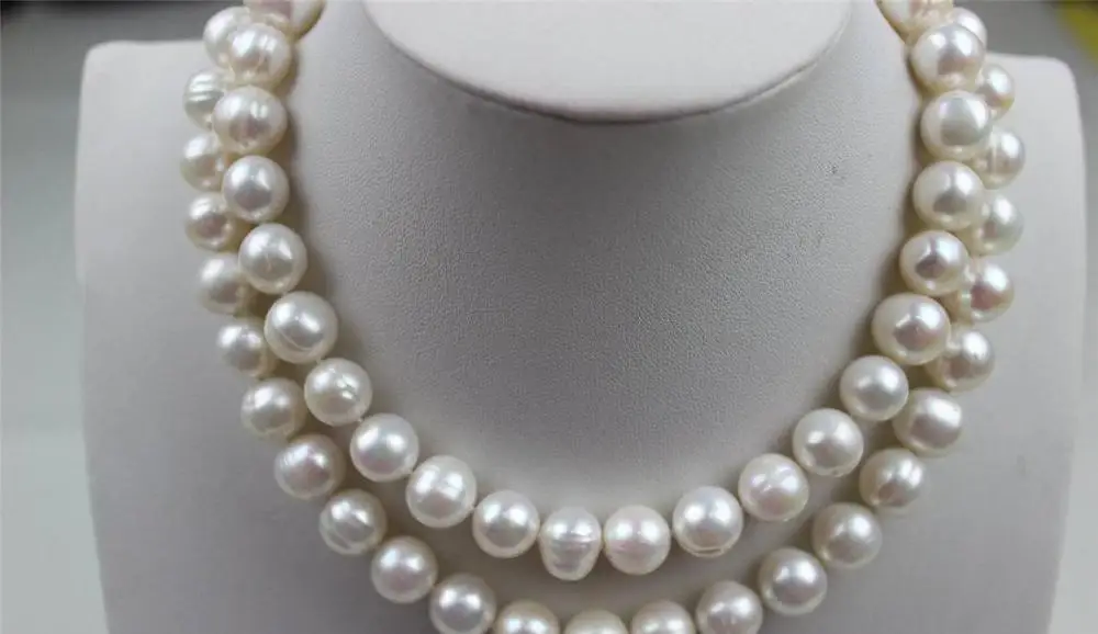 

Long Natural white Freshwater pearl necklace 10-11mm 30