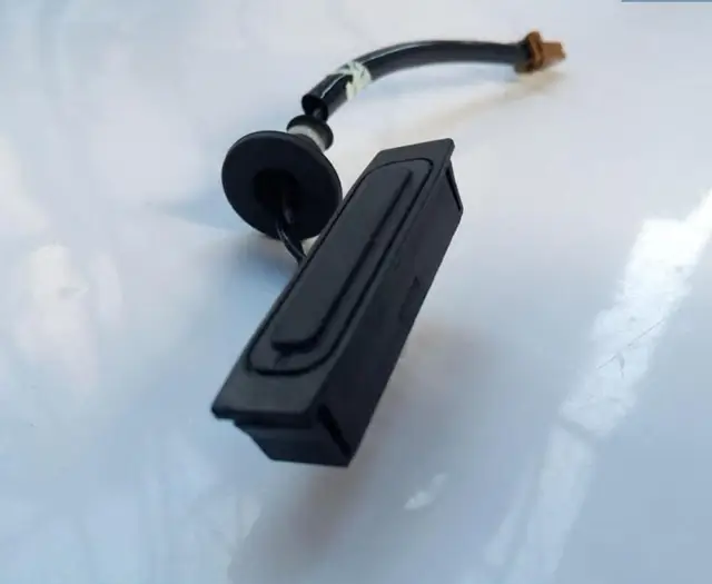 Buy Free shipping For Nissan Tiida Trunk Switch Car