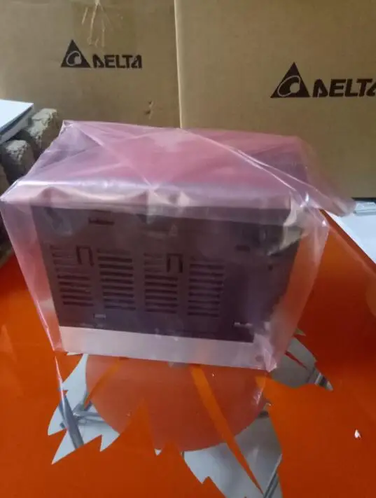 

VFD7A5MS23ANSAA 3P230V, 1.5kW, IP20, built-in brake unit, no built-in filter, built-in PLC new 1 year warranty