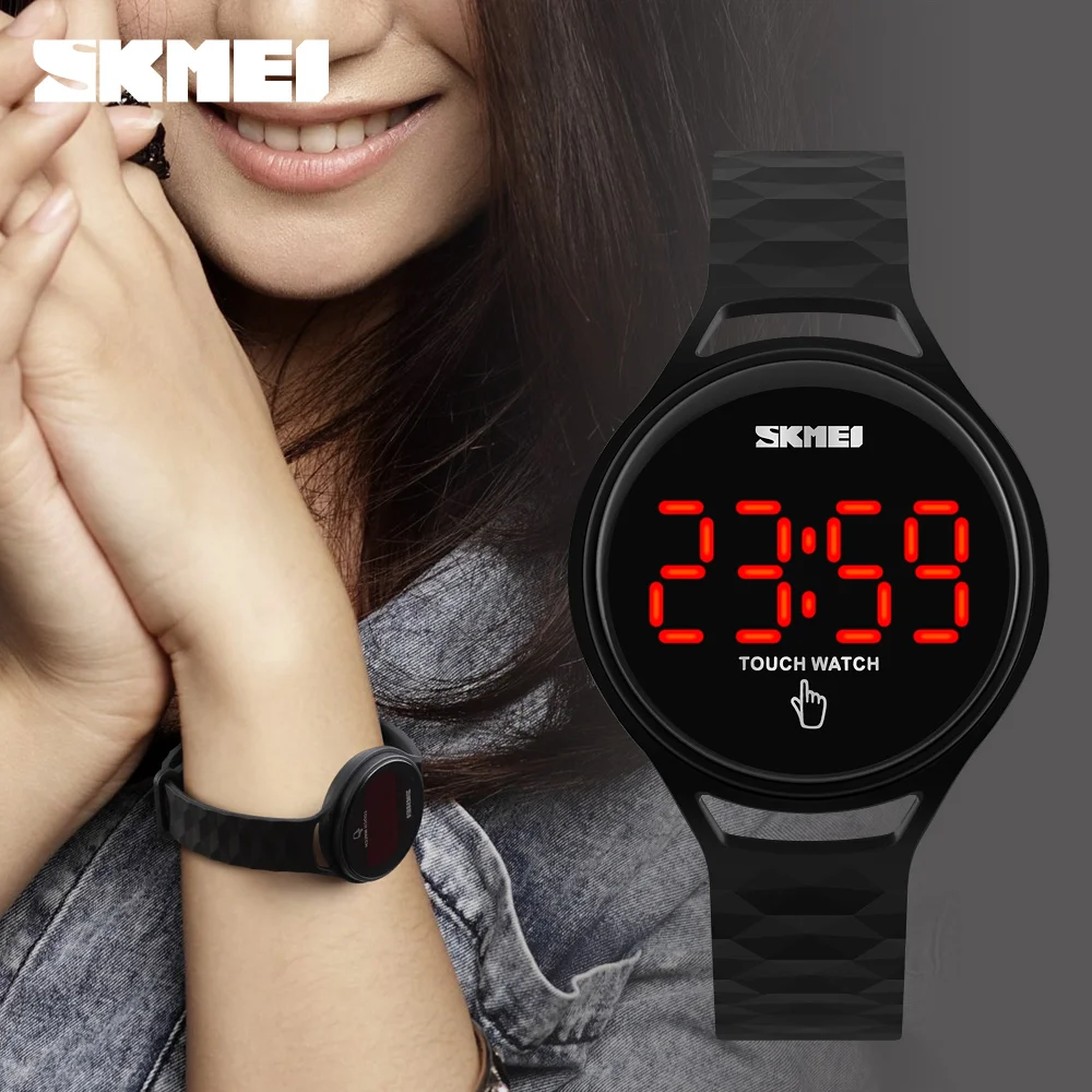 En Ligne Femmes Montres Hot SKMEI Mode Numérique LED Écran Tactile Montres lady sport montre reloje mujer montre femme Fille Robe