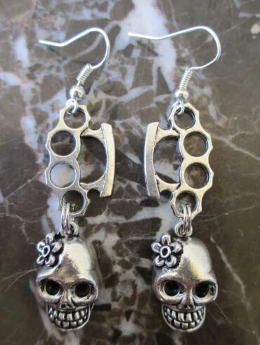 

Wholesale 40 Pair Fashion Jewelry Vintage Silver Brass Knuckles Skull Charms Pendants Dangle Earrings For Women Free Shipping